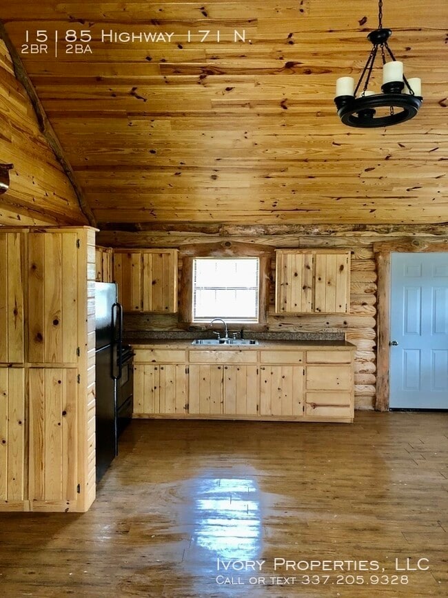 Building Photo - 15185 Hwy. 171 N.