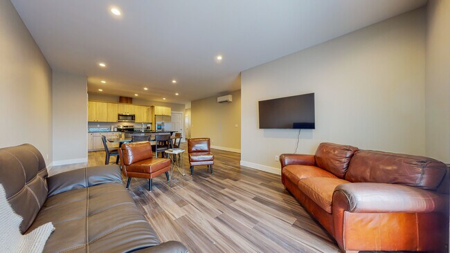 Building Photo - 1109 Olympia Way