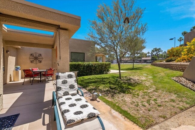 Building Photo - 72439 Desert Flower Dr