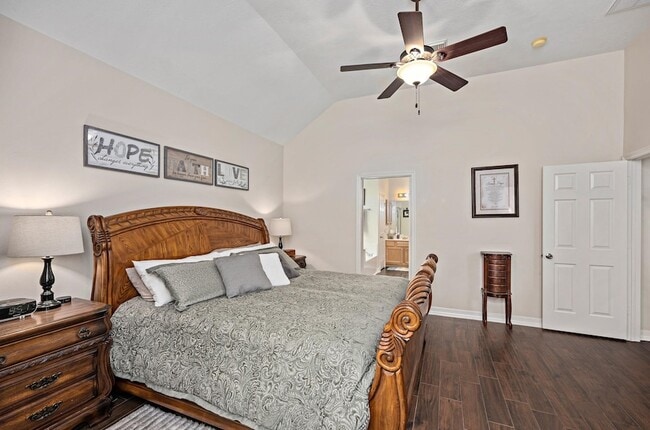 Building Photo - 11506 Aucuba Ln