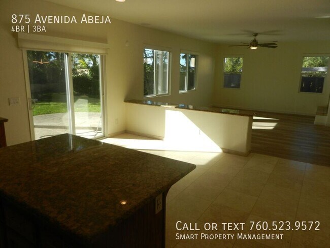 Building Photo - 875 Avenida Abeja
