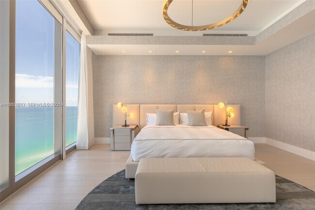 Building Photo - 17975 Collins Ave