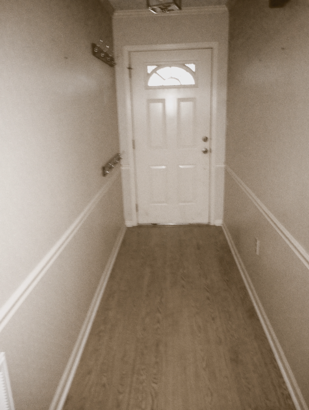 Building Photo - 103 Live Oak Dr