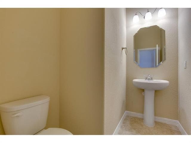Building Photo - 3800 Gennaker Dr
