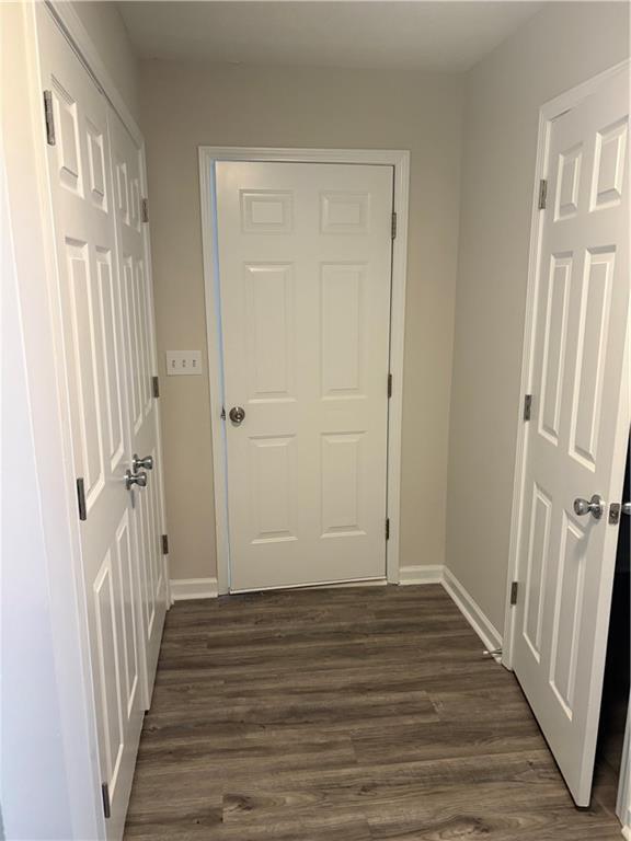Building Photo - 2575 Hamilton Chase Run