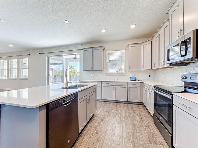 Building Photo - 11939 Satire St