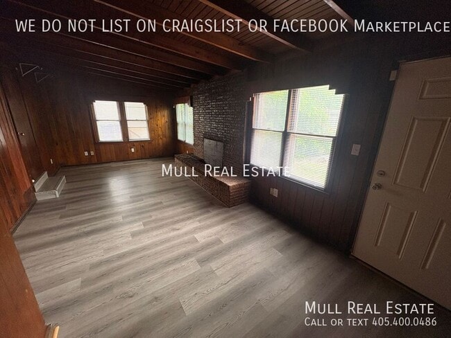 Building Photo - 1041 N Tabor Dr