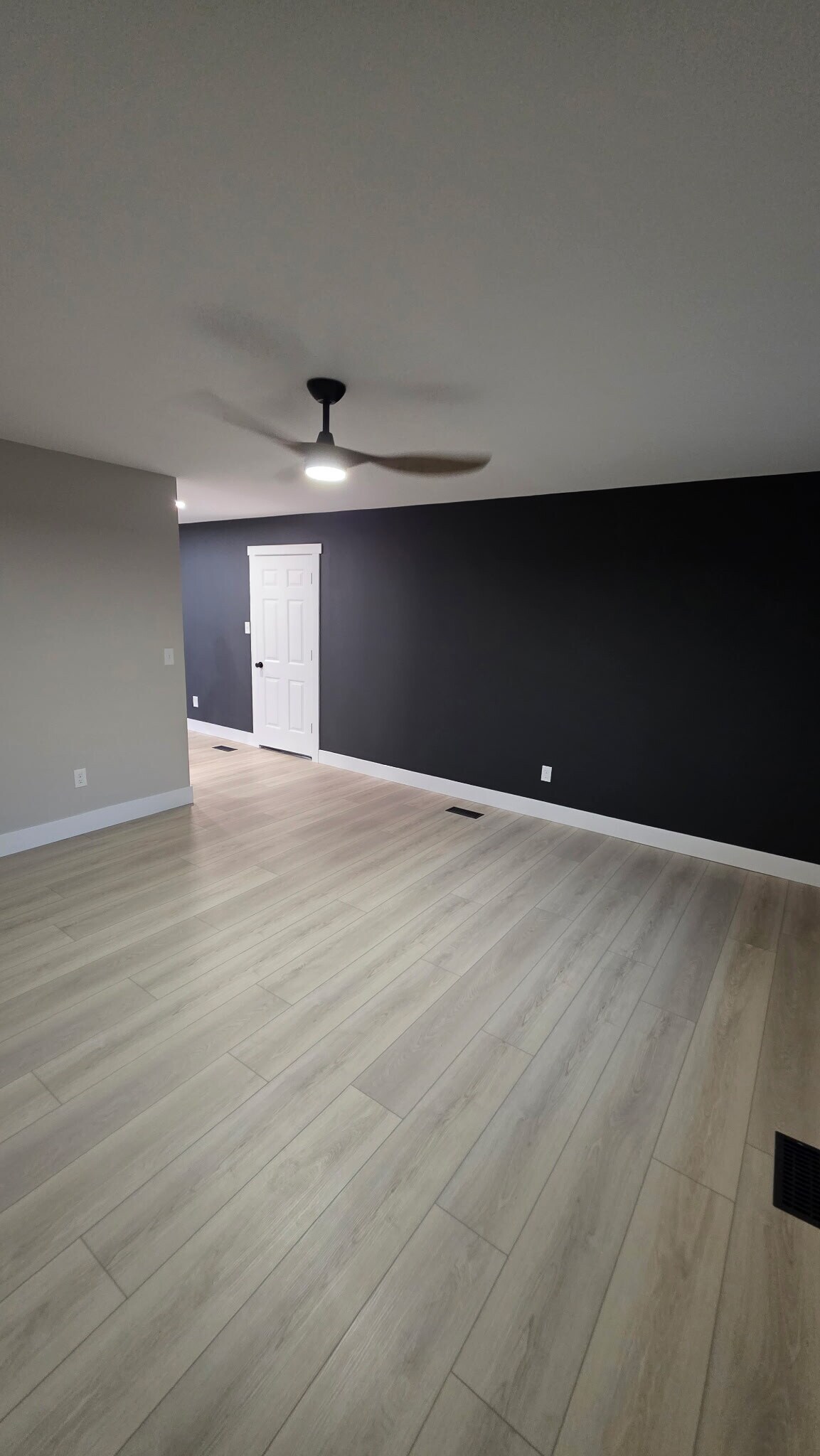Building Photo - 6768 Pecos Dr