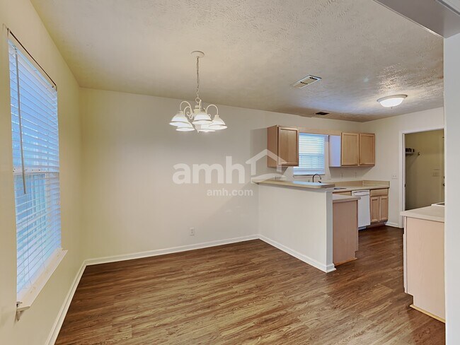 Building Photo - 1238 Dalmally Dr