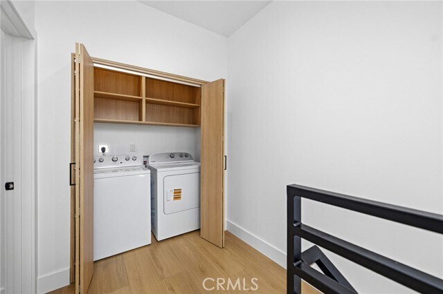 Building Photo - 13602 Burbank Blvd