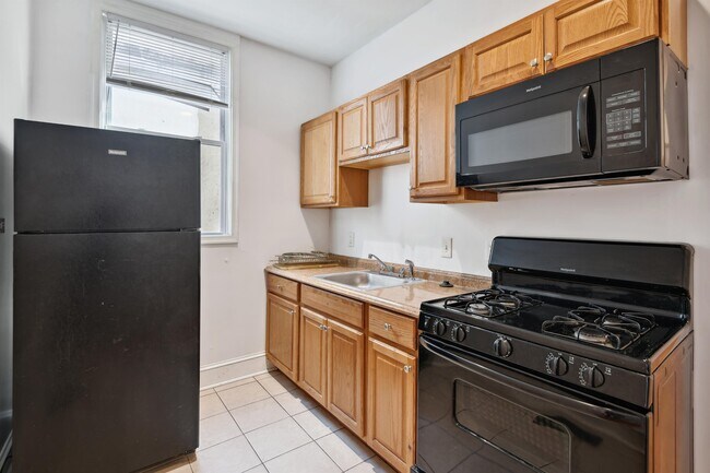 Building Photo - 1606 Gwynns Falls Pkwy