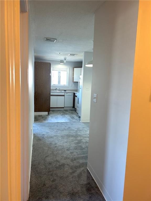 Building Photo - 724 Beverage Hill Ave