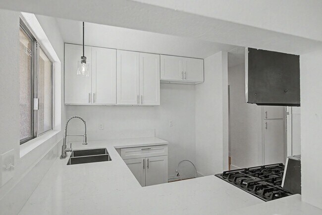 Building Photo - 6794 Mangrum Cir