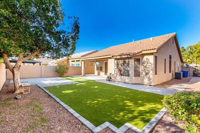 Building Photo - Beautiful Chandler Rental