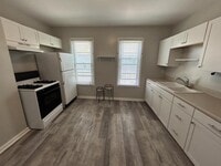 Building Photo - 81 Mariemont Ave