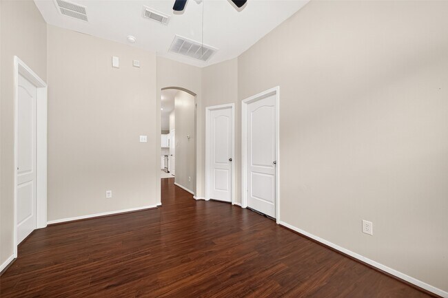 Building Photo - 16107 Hitching Post Ct