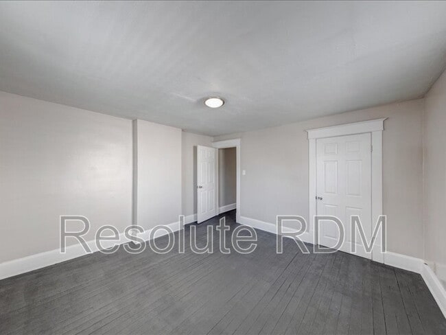 Building Photo - 1624 Yandes St