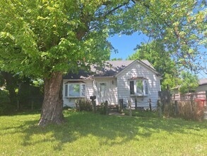 Building Photo - Come see your next home!!  3 bed, 2 bath i...