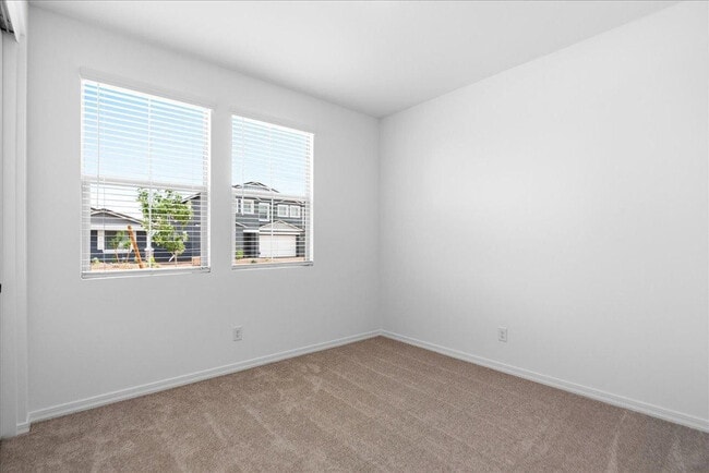 Building Photo - 25520 N 75th Ln