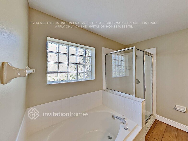 Building Photo - 330 Trade Wind Dr