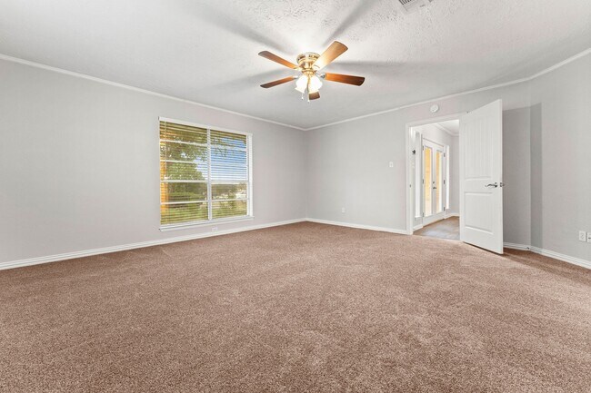 Building Photo - 12730 Lake Conroe Hills Dr