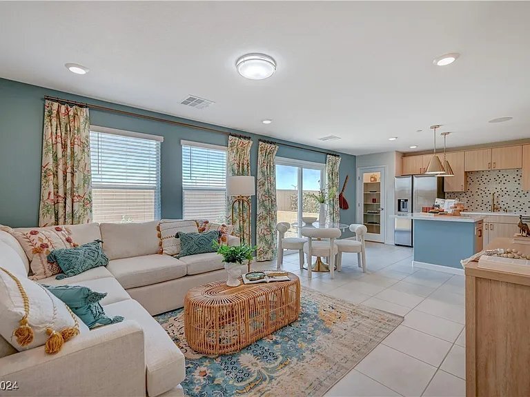 Building Photo - 909 Cadence Vw Wy