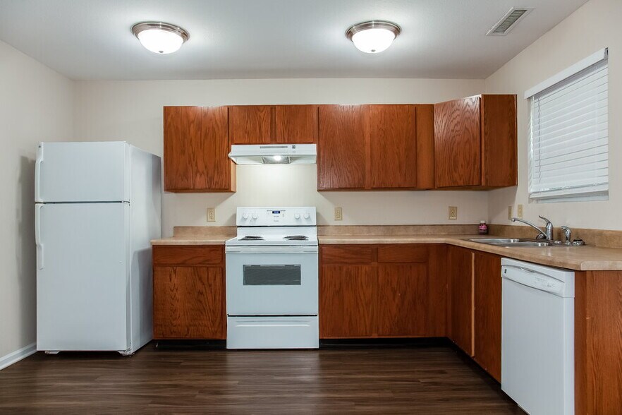 Building Photo - 1018 Allegiance Dr