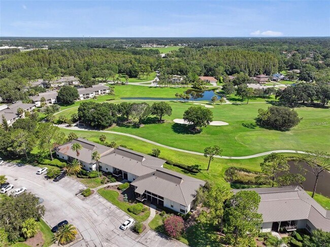 Building Photo - 29129 Bay Hollow Dr