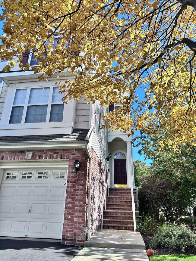 Building Photo - 2 ELCO Ct