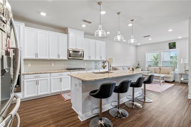 Building Photo - 6505 Trailway Trace