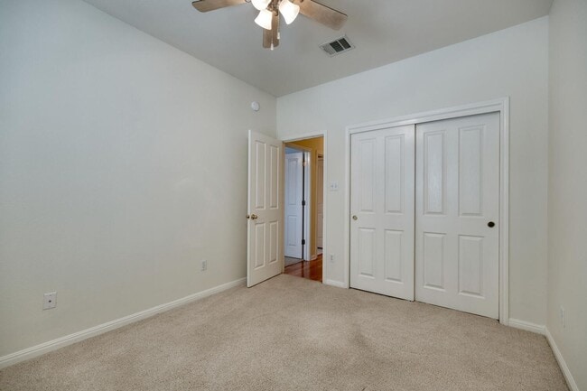Building Photo - 8518 Cahill Dr