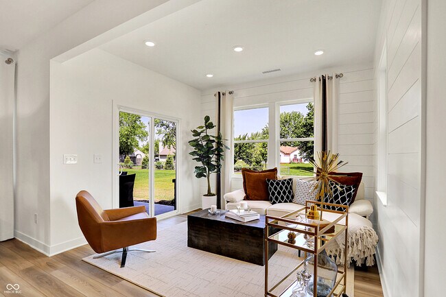 Building Photo - 16826 Sherwin Ct