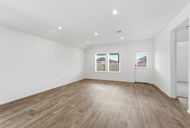 Building Photo - 31323 Heddington Ln