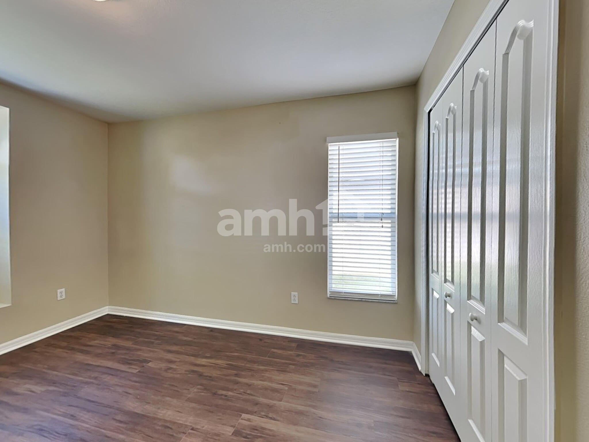 Building Photo - 1309 Lake Shore Ranch Dr