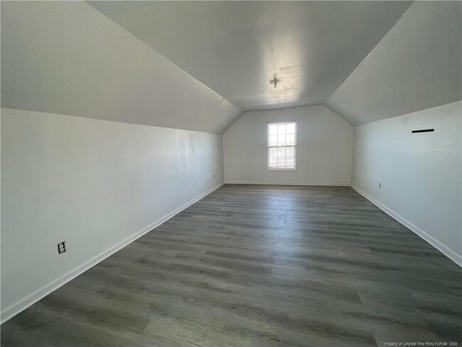 Building Photo - 86 Marquis Dr