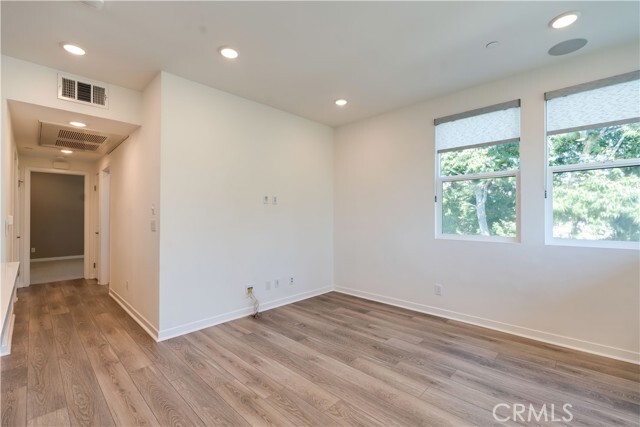 Building Photo - 9690 Aire Pl