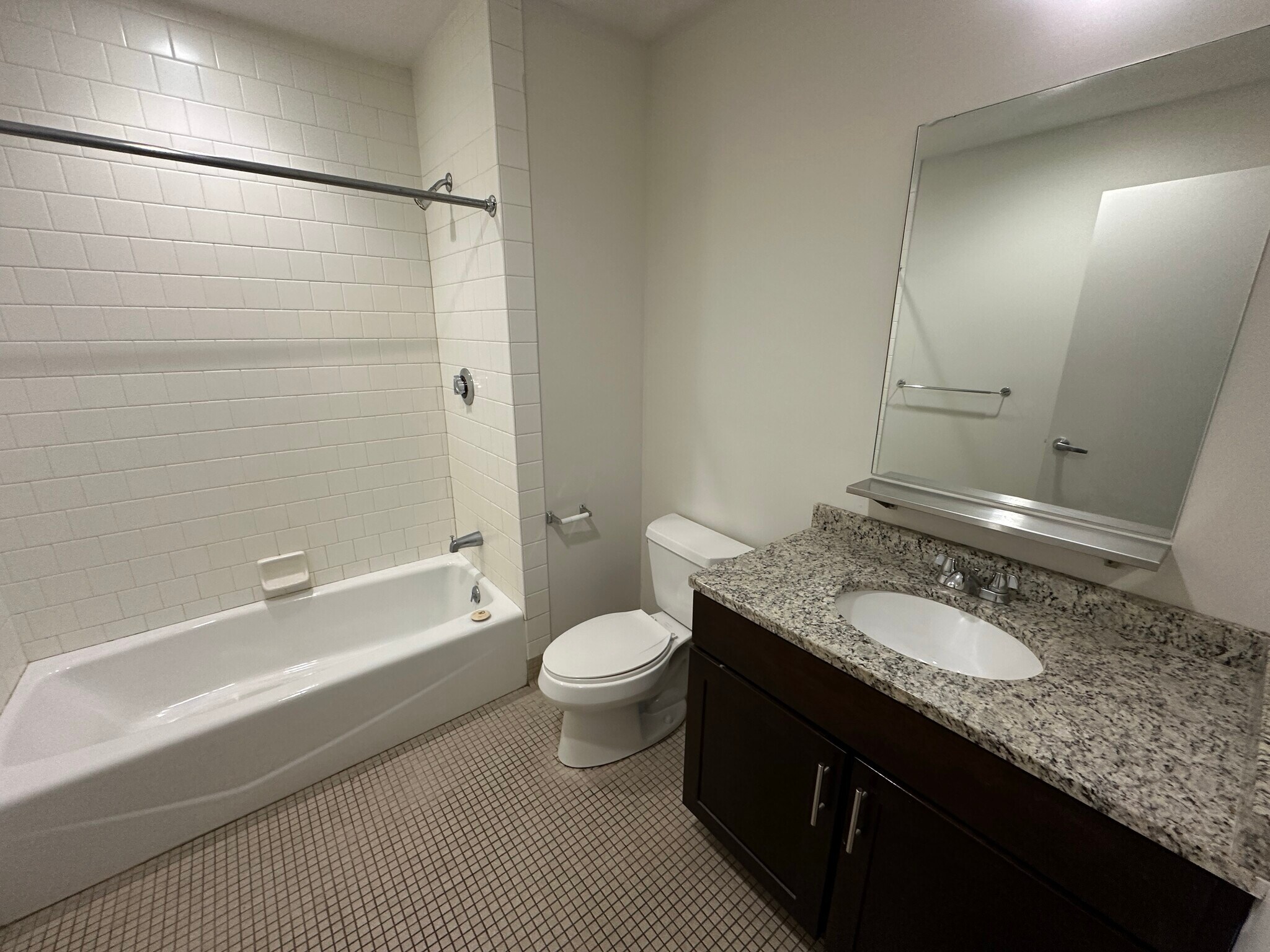 Building Photo - 147 E Berkeley St