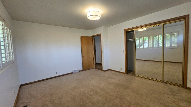 Building Photo - 728 W 800 S