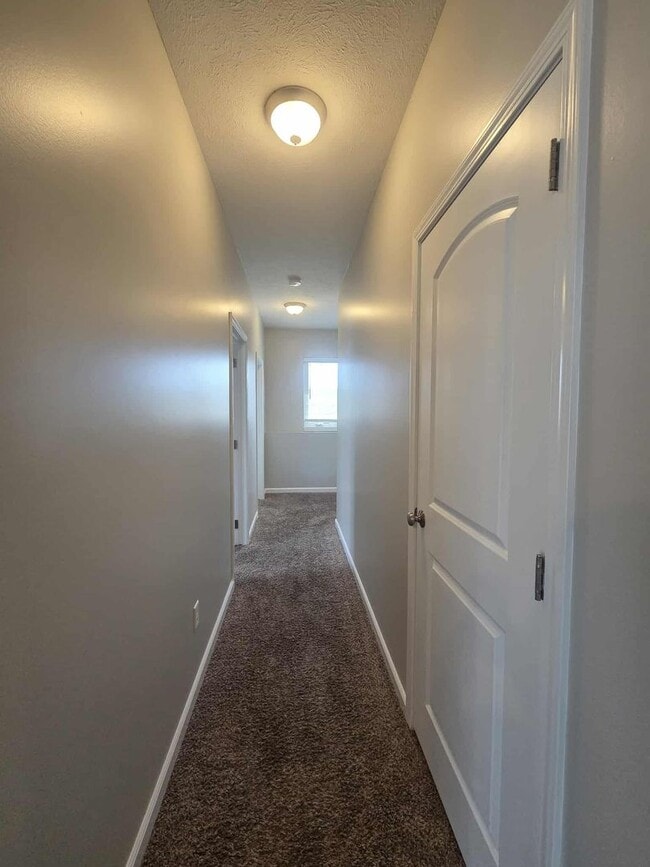 Building Photo - 404 Michaels Court