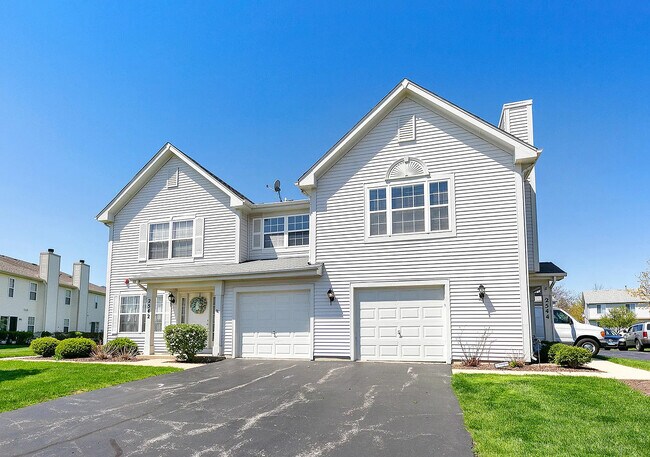 Primary Photo - 2544 Dickens Dr