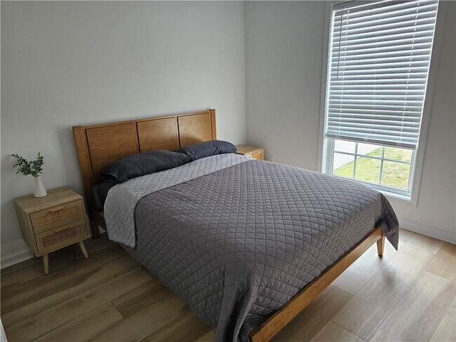 Building Photo - 1222 Paiute Ct