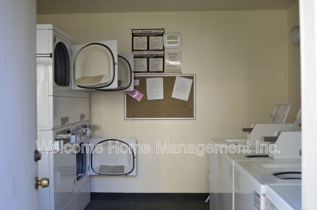 Building Photo - 1571 Alvarado Ave