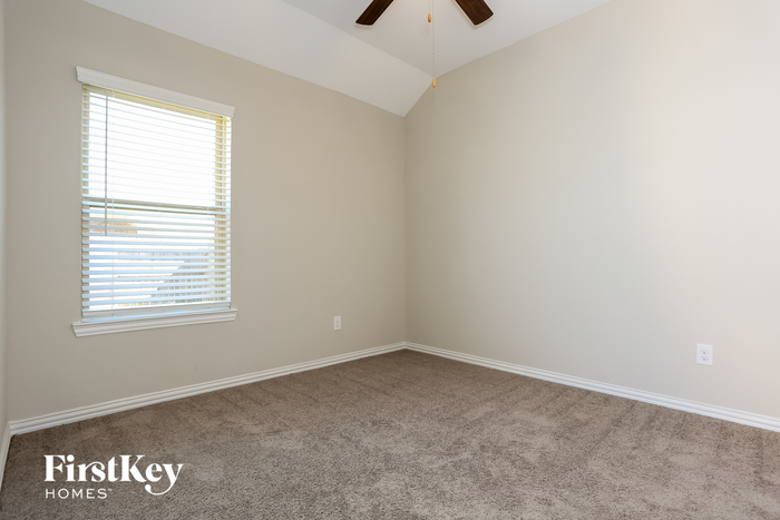Building Photo - 3307 Keeling Ln