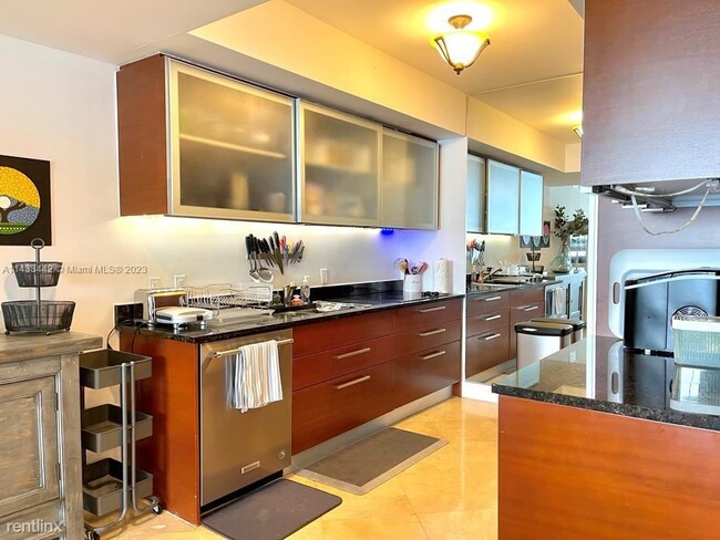 Building Photo - 3 br, 3 bath Condo - 1800 S Ocean Dr Apt 2103