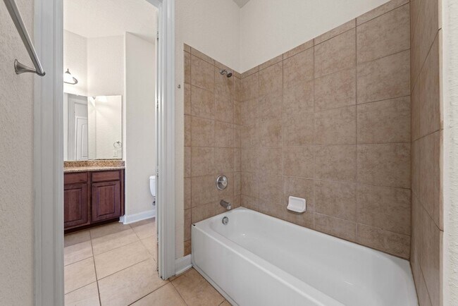 Building Photo - 11230 Begonia rock