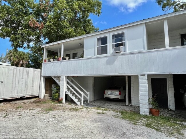 Primary Photo - 138 King St