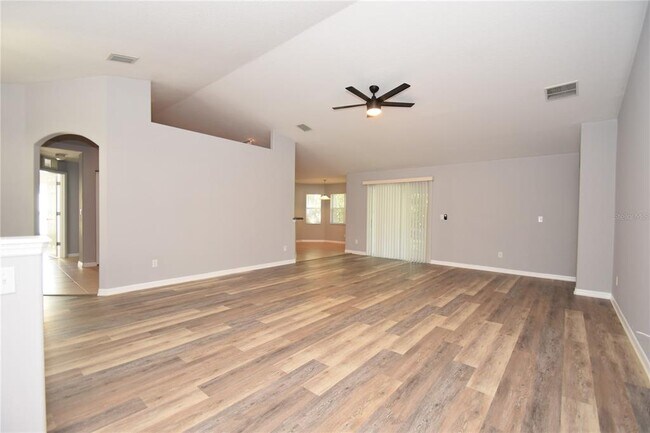 Building Photo - 6 Kathleen Trail