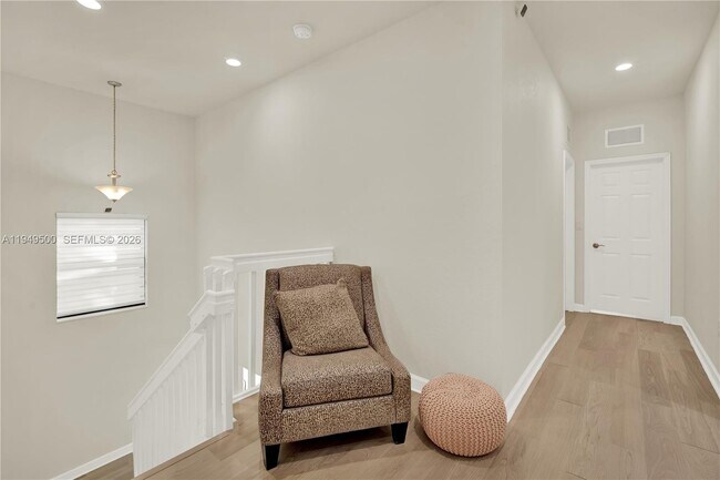 Building Photo - 9411 W 35th Ave