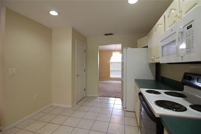 Building Photo - 2313 Colony Club Dr