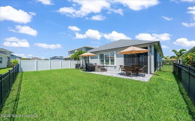 Building Photo - 4477 Trovita Cir